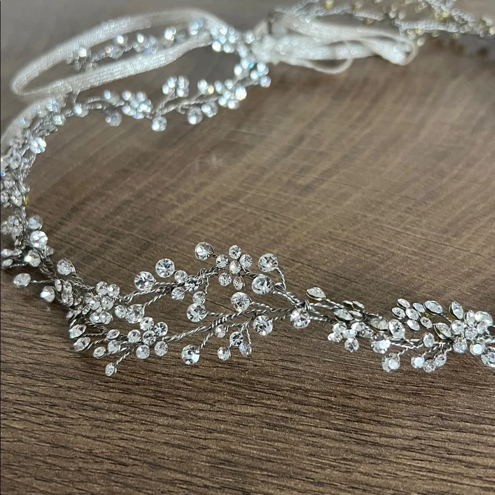 Anthropologie BHLDN Silver Crystal Halo Headpiece – Bridal / Prom / Formal – NEW